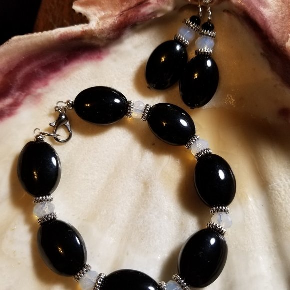 Jewelry - 3pc Oval Black Agate Necklace, Bracelet & Earrings